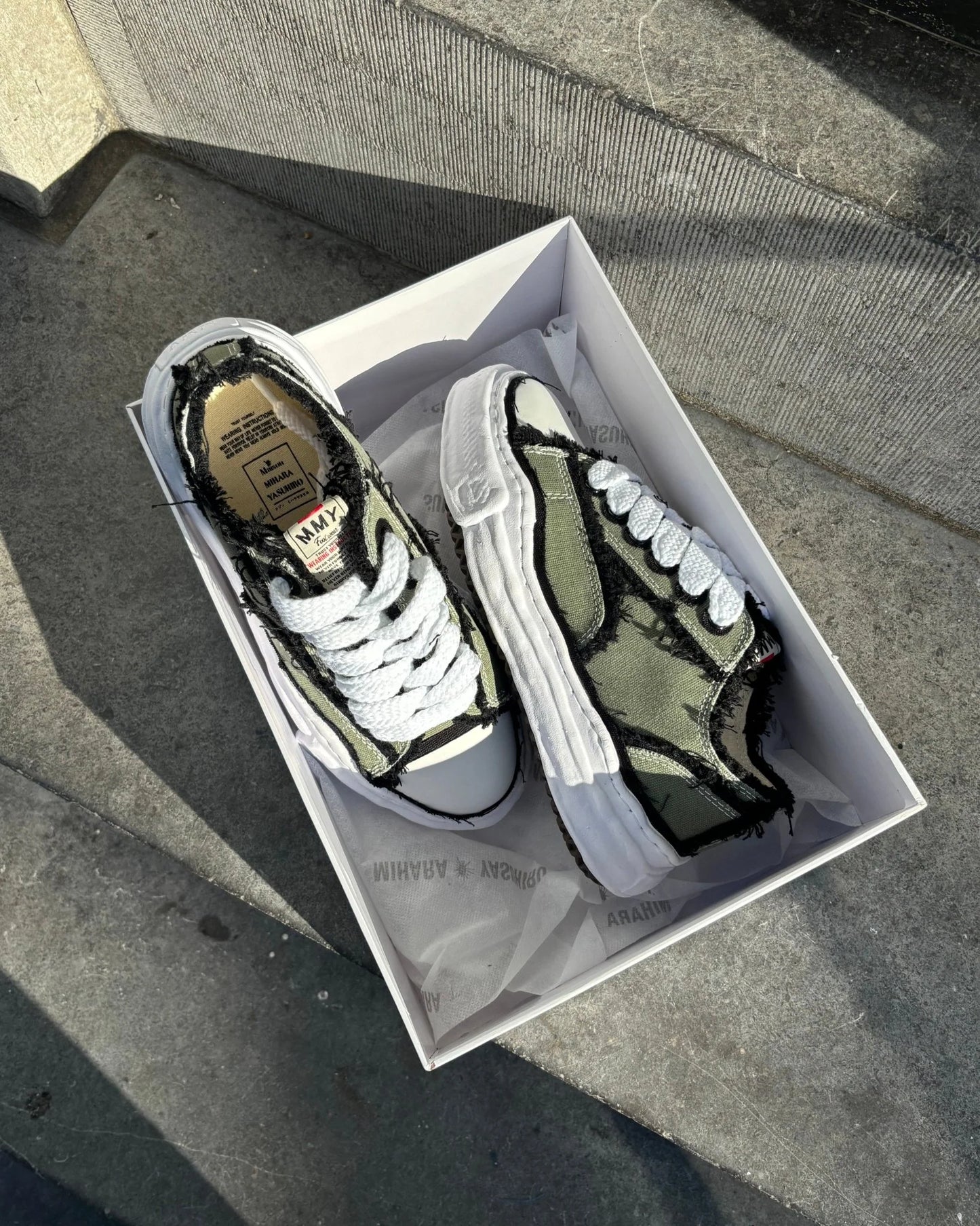 MAISON MIHARA YASUHIRO KAKI