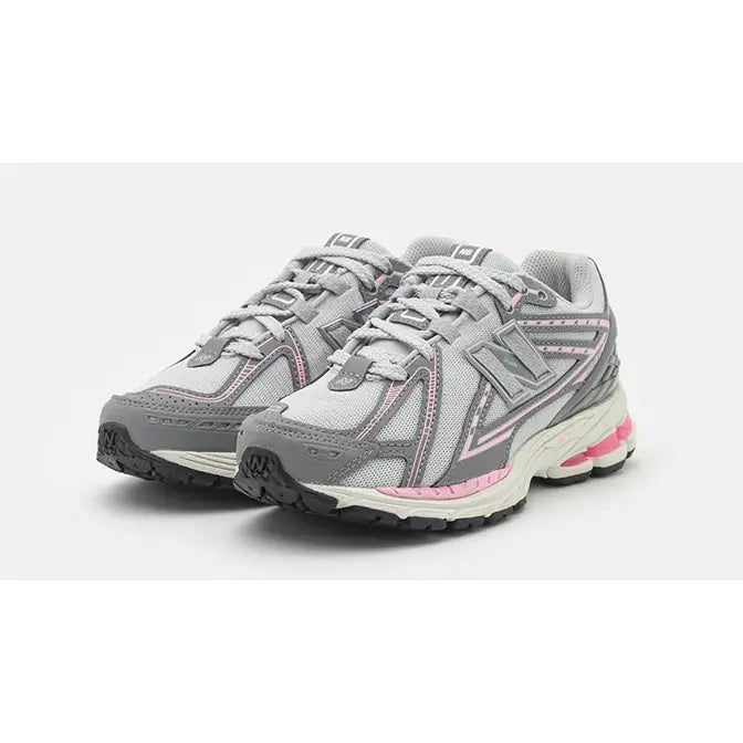 NEW BALANCE 1906R GRIS LILY ROSE