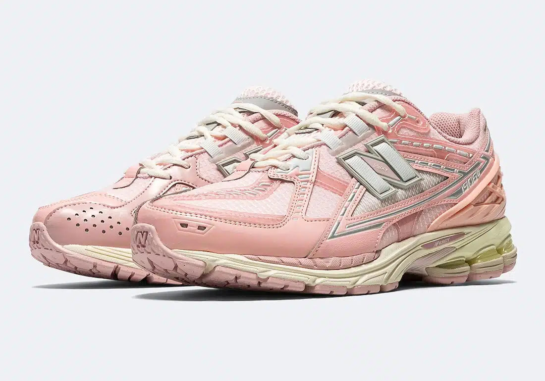 NEW BALANCE 1906R LUNAR NEW YEAR PINK