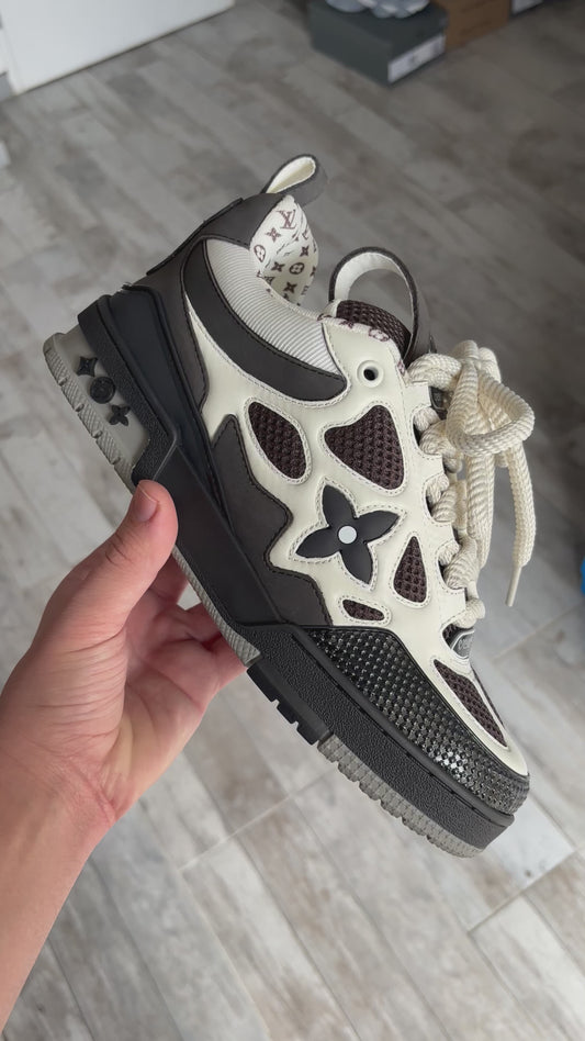 LOUIS VUITTON SKATE NOIRE GRIS MARRON