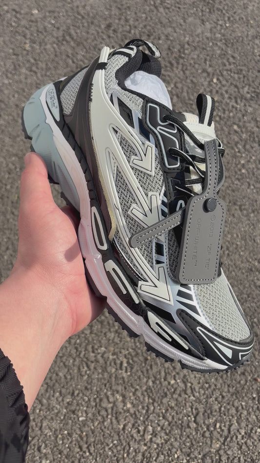 OFF WHITE BE RIGHT BACK NOIRE ET BLANCHE