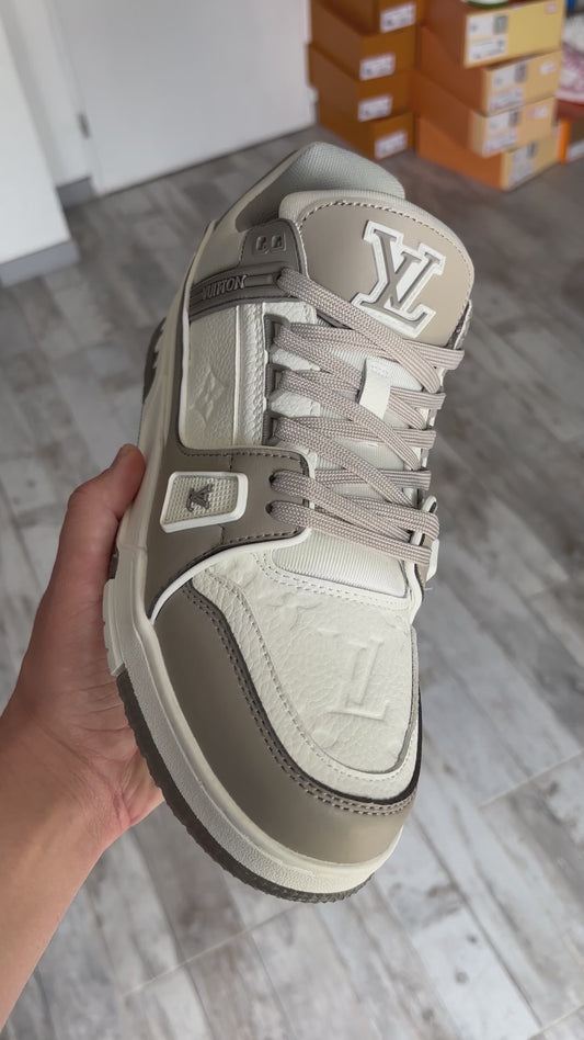 LOUIS VUITTON TRAINER GRISE MARRON