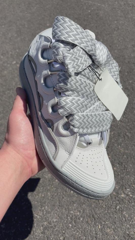 LANVIN CURB GRISE BLANCHE