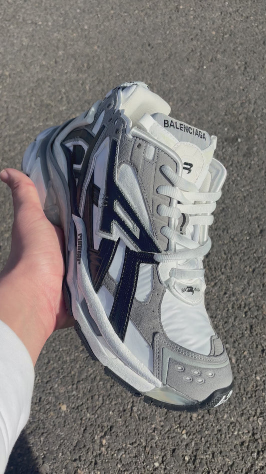BALENCIAGA RUNNER V1 BLANCHE GRISE NOIRE