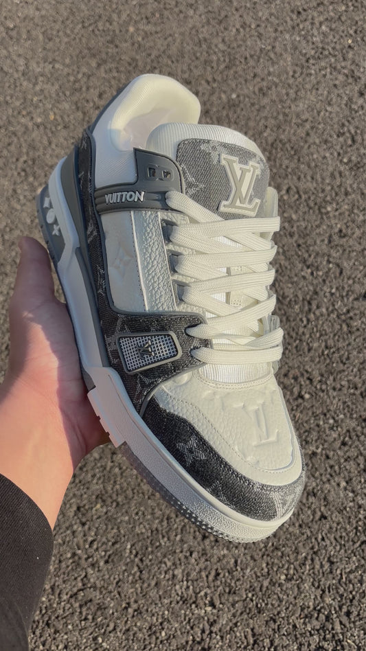 LOUIS VUITTON TRAINER GRISE